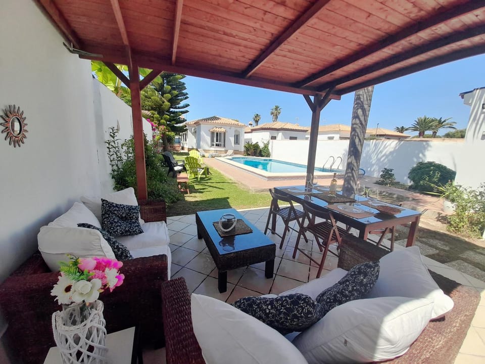 Pool view, Swimming pool