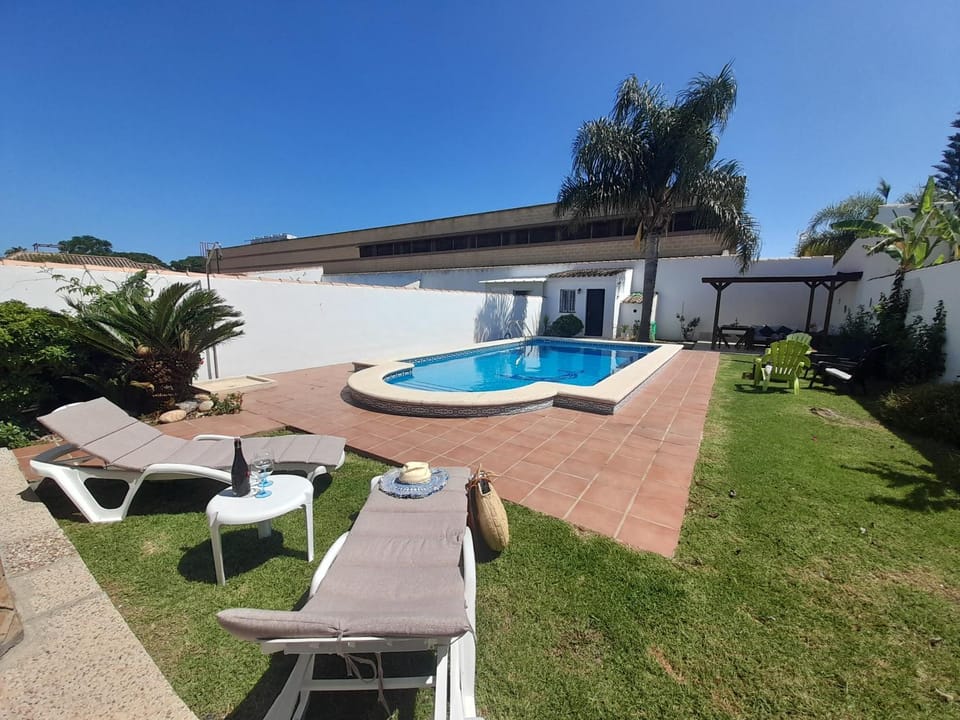 Garden, Swimming pool