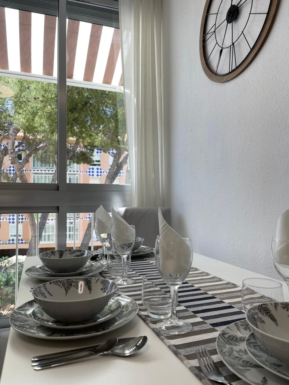 Appartement ‘’Los Pinos’’ 50m de la plage Apartment in Valencian Community