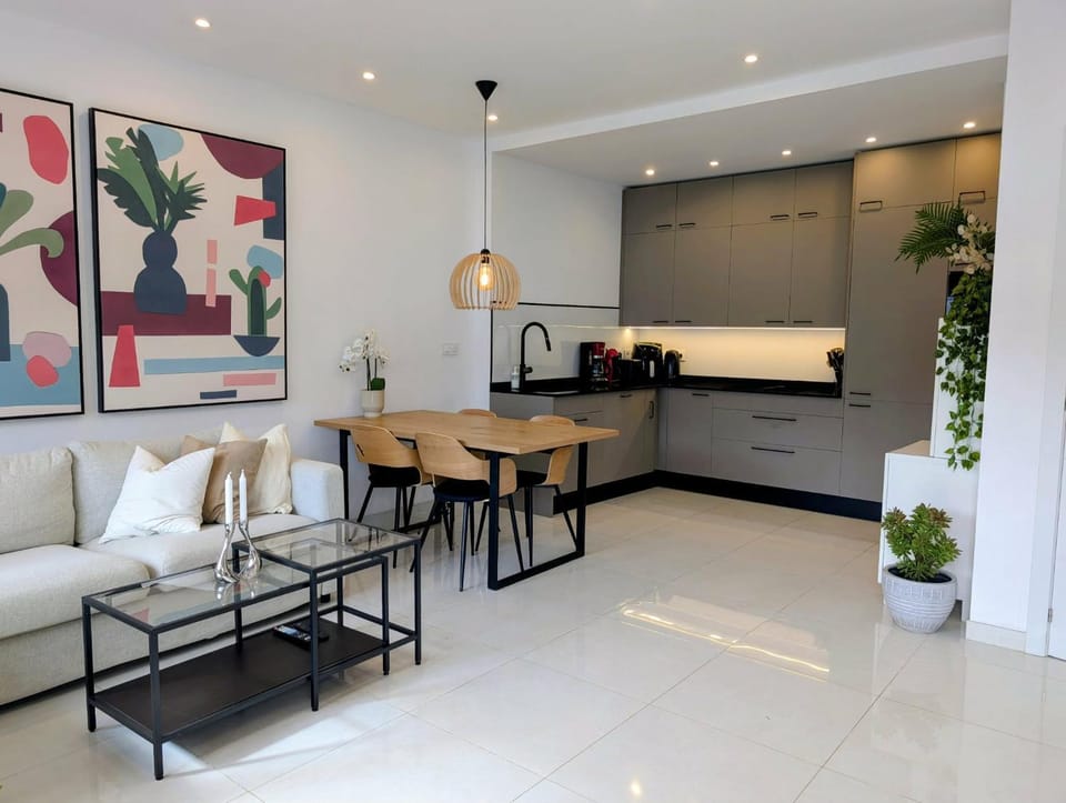 BIG sun terrace renovated 2-bedroom luxury duplex Apartment in Puerto Rico de Gran Canaria