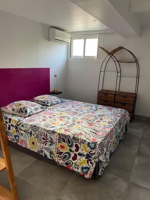 Beau T2 48m2 tt confort calme 2 adultes 1 enfant House in Les Trois-Îlets