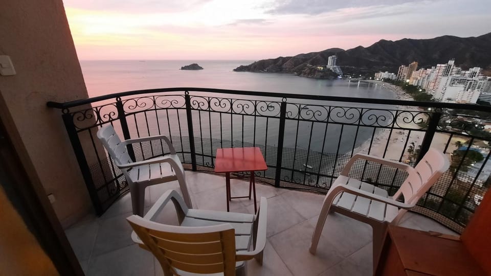 View (from property/room), Balcony/Terrace, Sea view