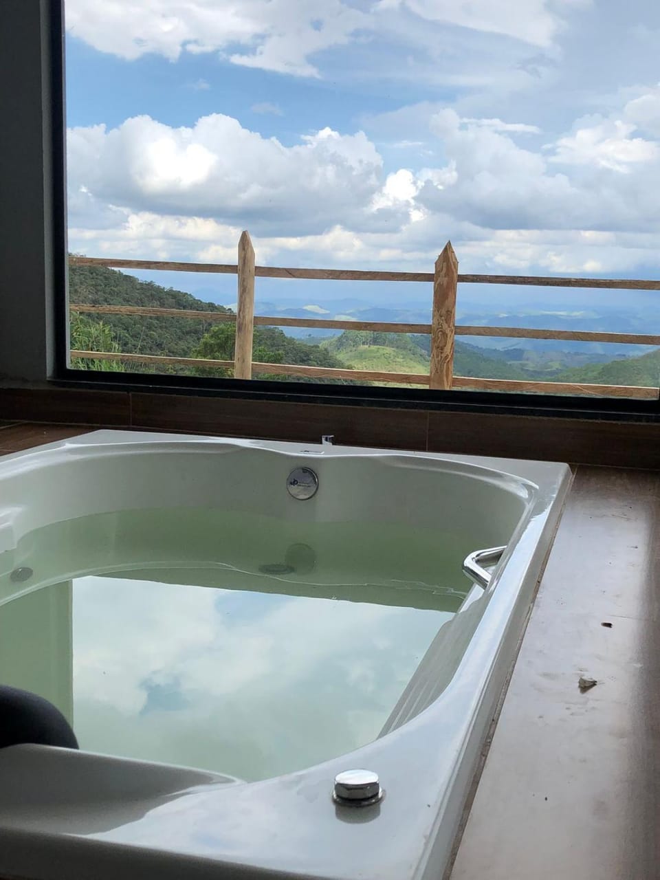 Hot Tub, Mountain view