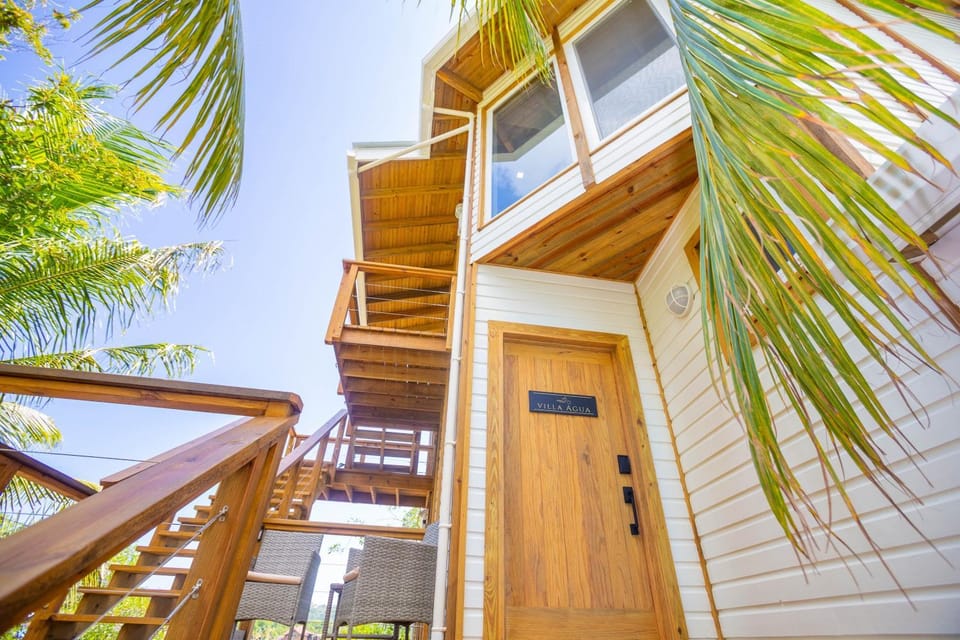 Awesome over the water overlooking West End - Aire Agua home House in West End