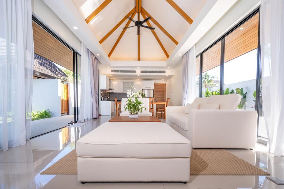 Bed, Kitchen or kitchenette, Living room, Photo of the whole room, Seating area, Dining area, Bedroom