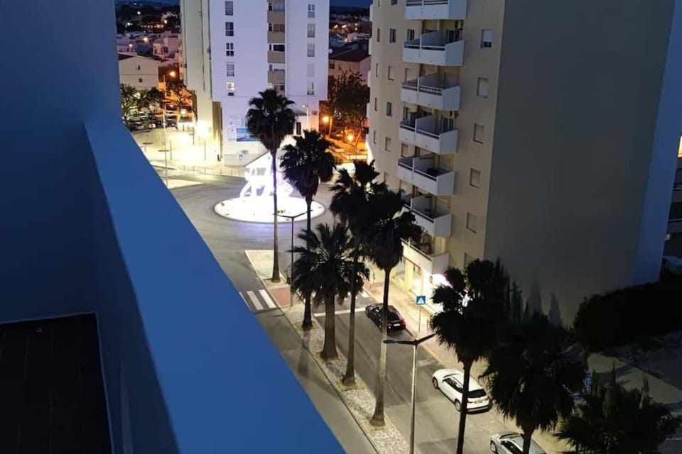 Balcony/Terrace, Street view