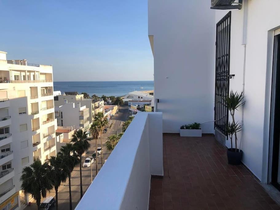 Balcony/Terrace, Street view