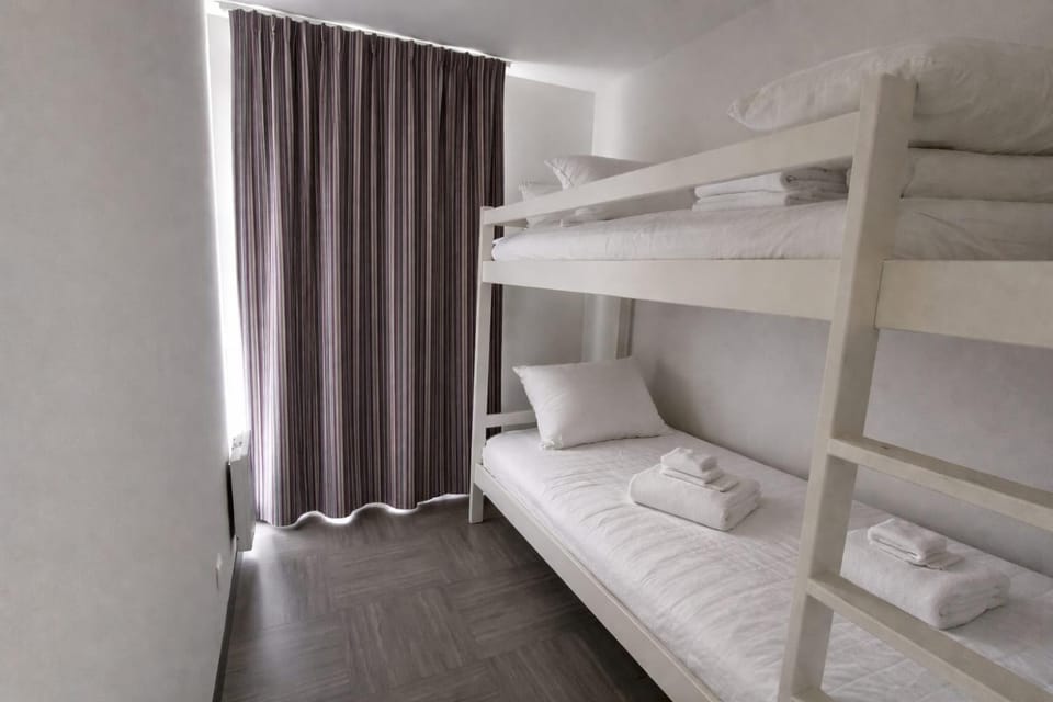 Le Familial - T3 piscine, climatisation & balcon Apartment in Gréoux-les-Bains