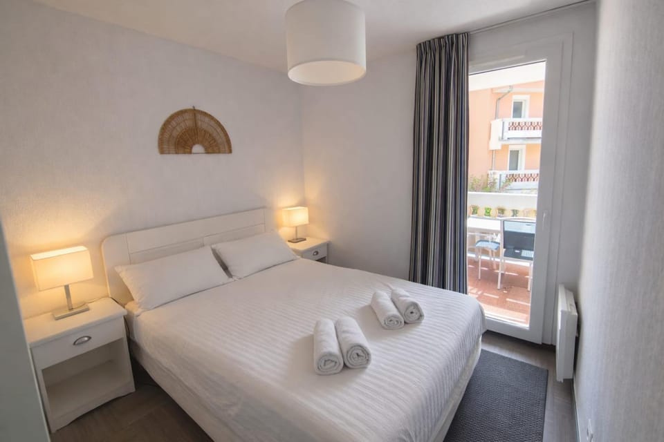 Le Familial - T3 piscine, climatisation & balcon Apartment in Gréoux-les-Bains