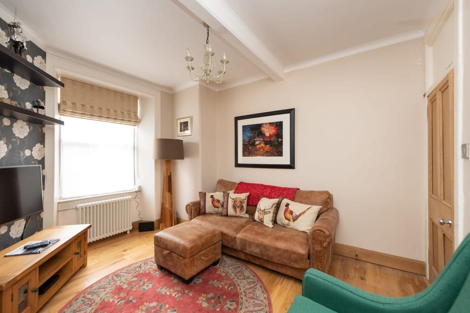 Charming Grassmarket 1 Bed Castle pad Apartment in Edinburgh