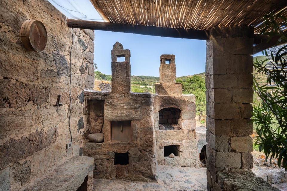 Dammuso Blanco Villa in Sicily