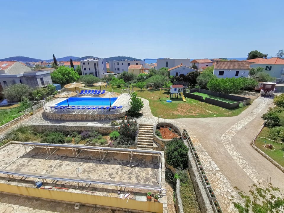 Patio, Bird's eye view, Children play ground, Garden, Swimming pool, Sports