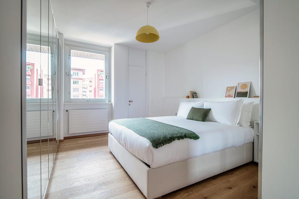 Bed, Photo of the whole room, Bedroom