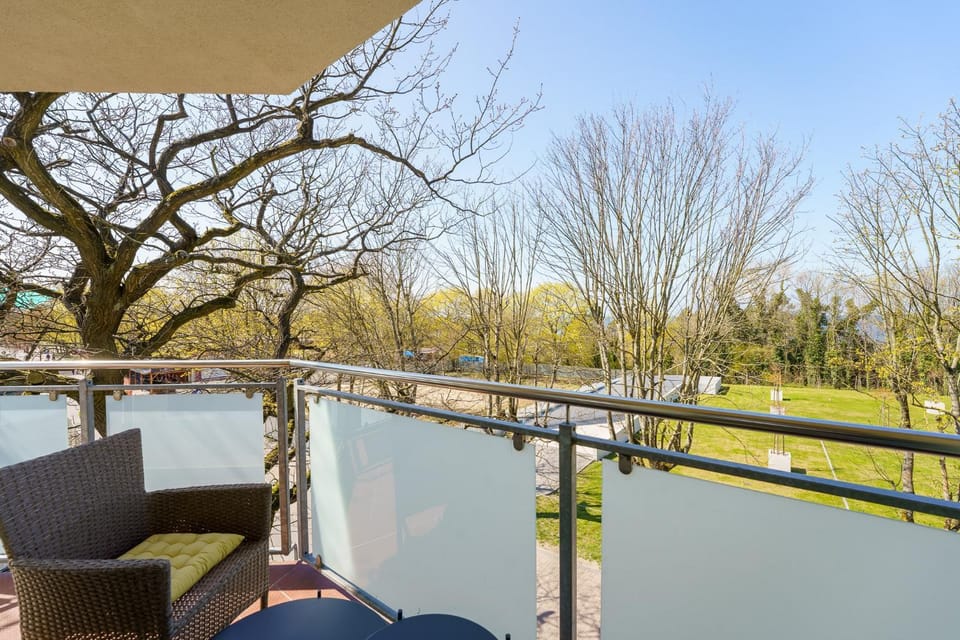 Spring, Day, Natural landscape, View (from property/room), Balcony/Terrace