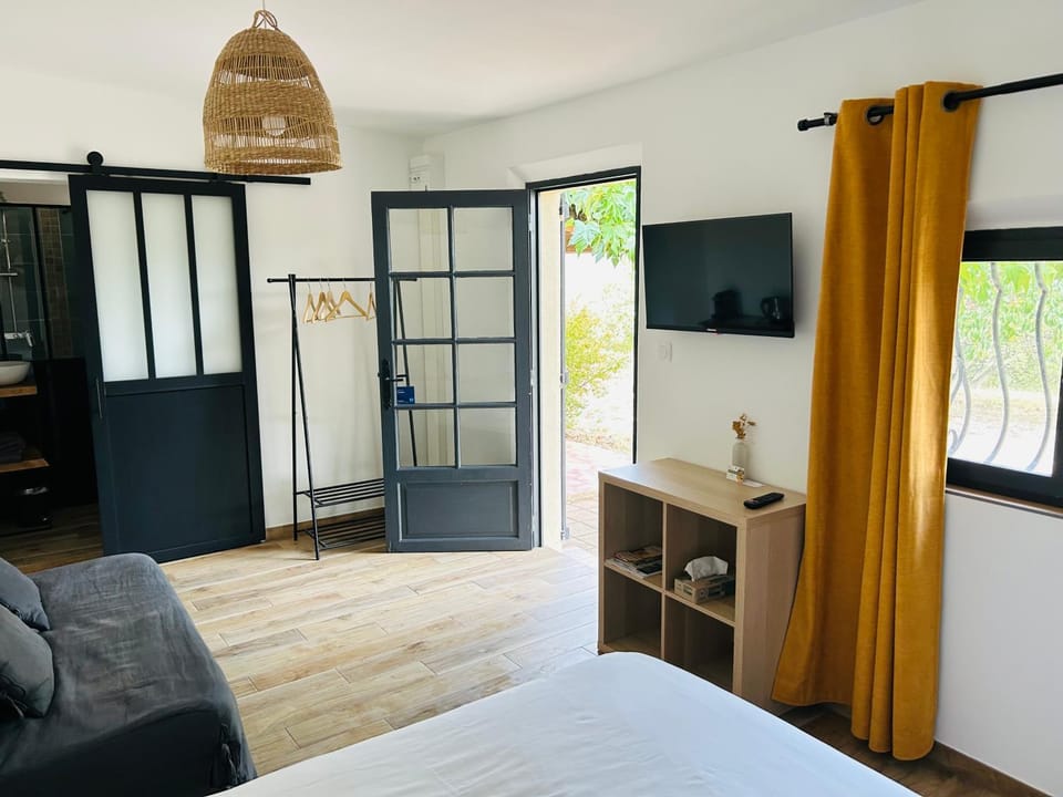 Le Cabanon Bed and Breakfast in French Riviera
