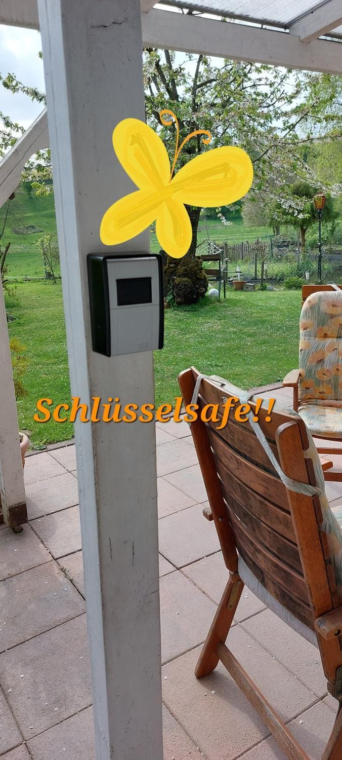 Tolle Untergeschoss-Wohnung für bis zu 5 Personen mit großem Garten und Terrasse Apartment in Hesse