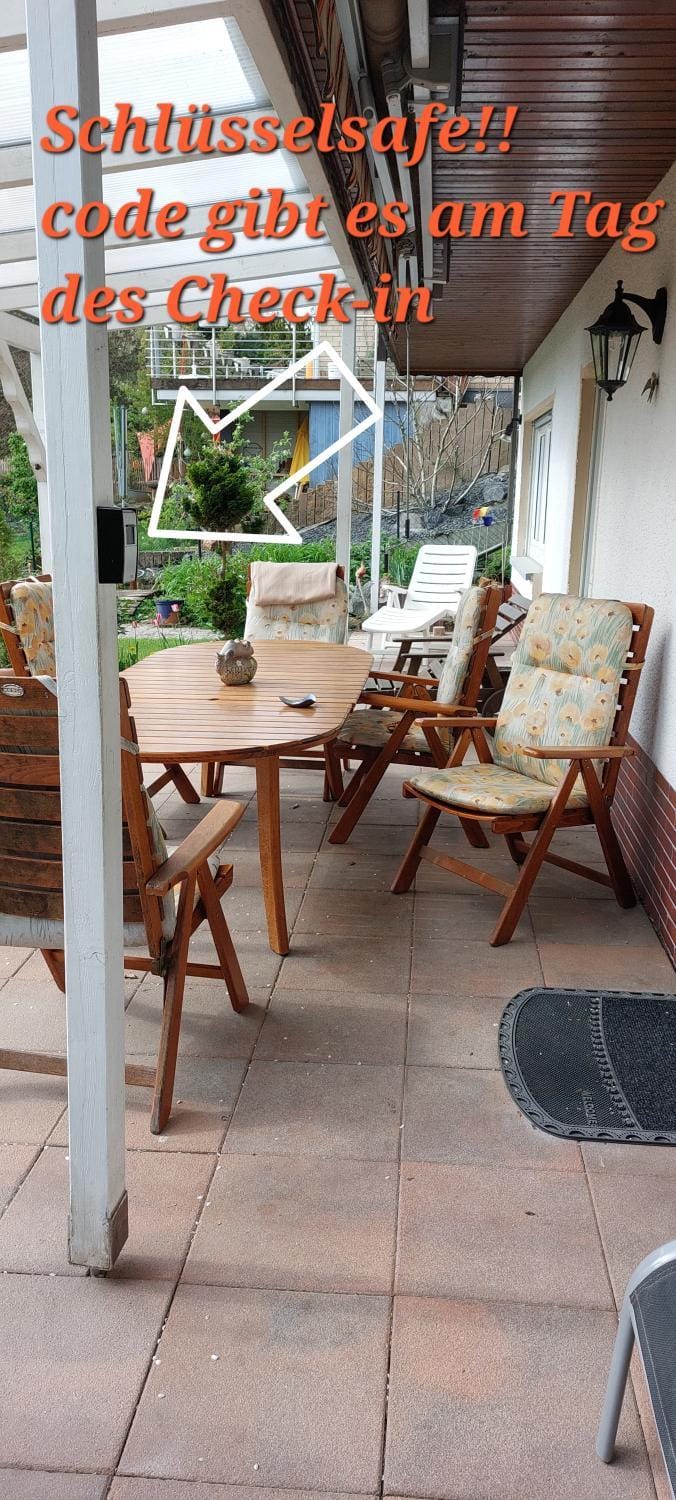 Tolle Untergeschoss-Wohnung für bis zu 5 Personen mit großem Garten und Terrasse Apartment in Hesse