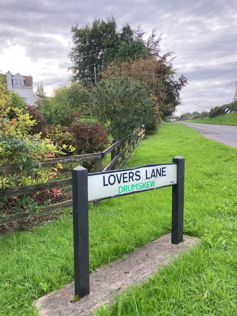 PORTORA HOUSE- breakfast available pay host at property Bed and Breakfast in Leitrim, Co. Leitrim, Ireland