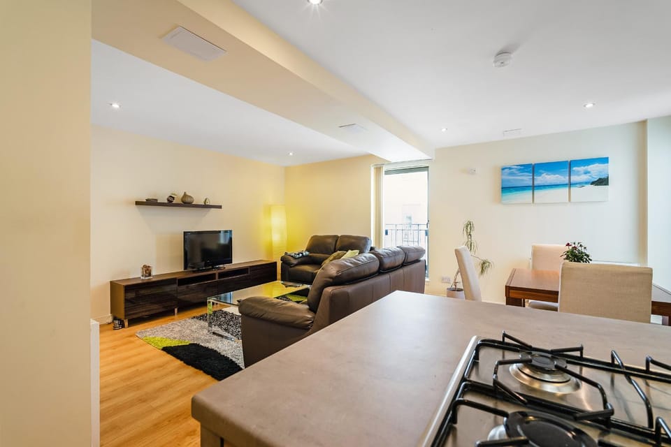 Communal lounge/ TV room, Living room