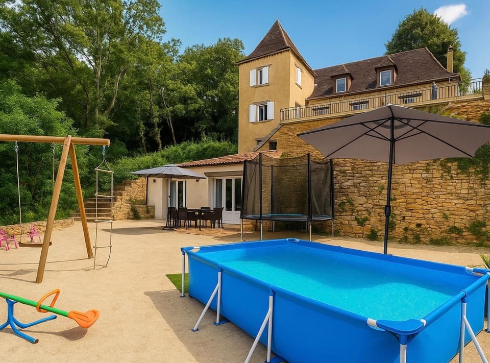 Gîte Le Vélo Rouge - Airco & Parking Apartment in Occitanie