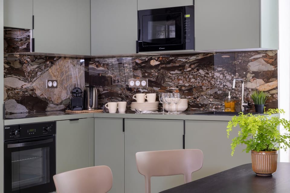 Kitchen or kitchenette, kitchen