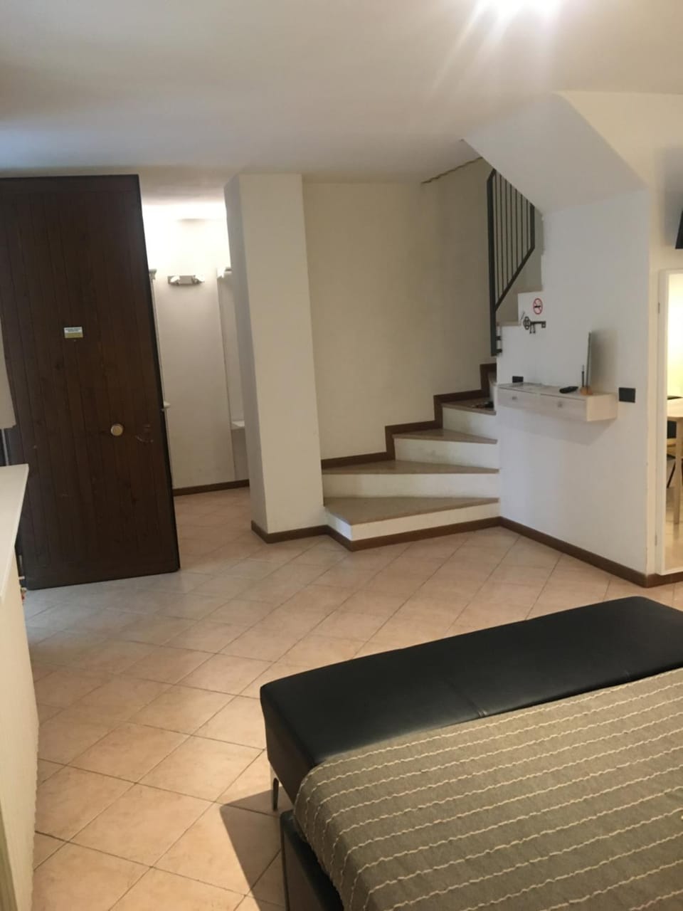 Property building, Bed, Kitchen or kitchenette, Photo of the whole room, Bedroom