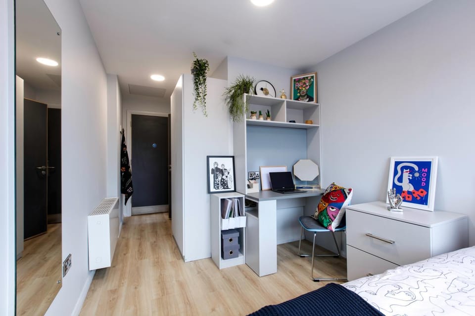 Bed, Photo of the whole room, Bedroom, hair dresser