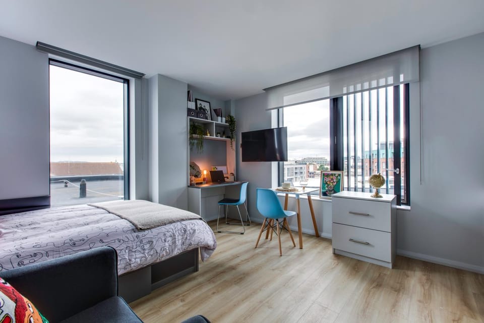 Bed, Photo of the whole room, Bedroom, hair dresser