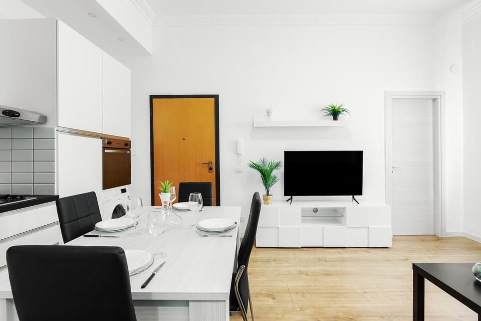 TV and multimedia, Kitchen or kitchenette, Dining area, kitchen