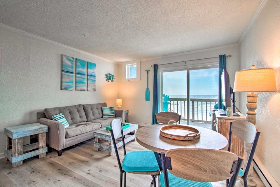 North Topsail Beach Condo w/ Balcony! House in North Topsail Beach
