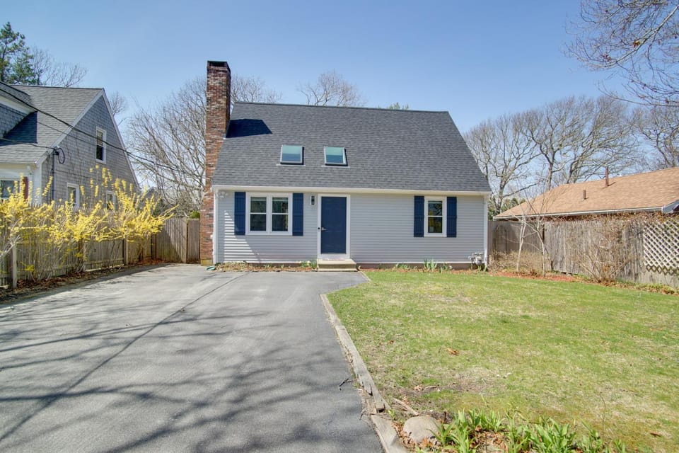 Easy Beach Days! Updated Cape Cod Home w/ Deck House in West Yarmouth