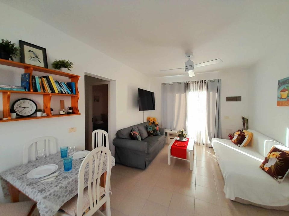 Apartment Vincent, cozy and sunny over the rooftops Apartment in Puerto del Carmen