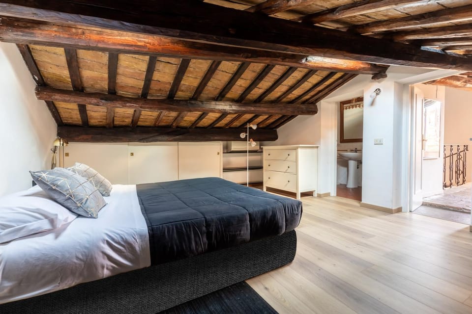 Bed, Photo of the whole room, Bedroom, wardrobe