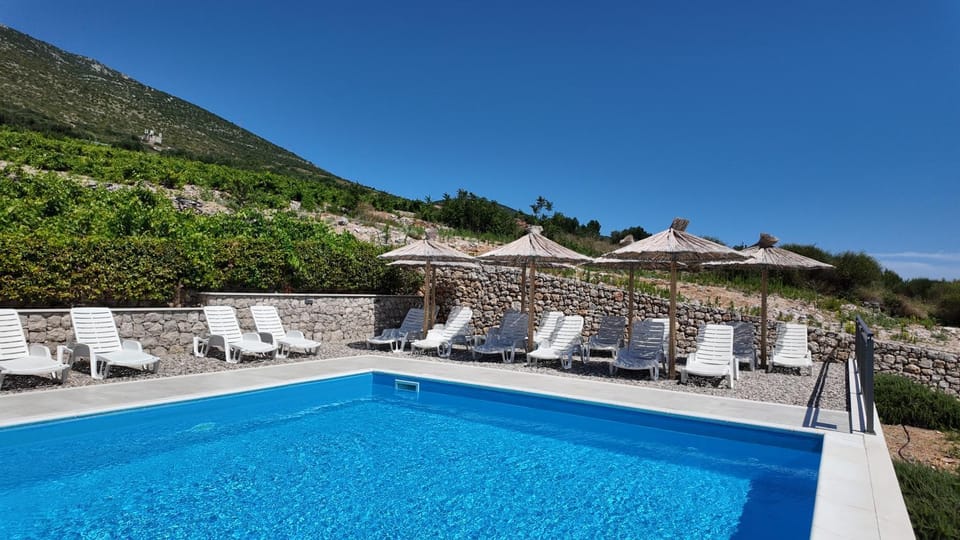 Camp Vala - Mobile home Campground/ 
RV Resort in Dubrovnik-Neretva County