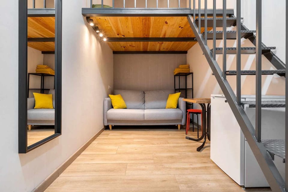 Living room, Photo of the whole room