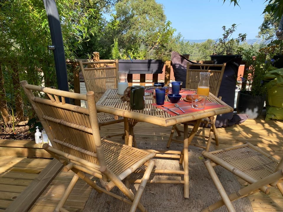 Saint tropez-Gassin Bungalow LUXE 6 personnes Campground/ 
RV Resort in Gassin