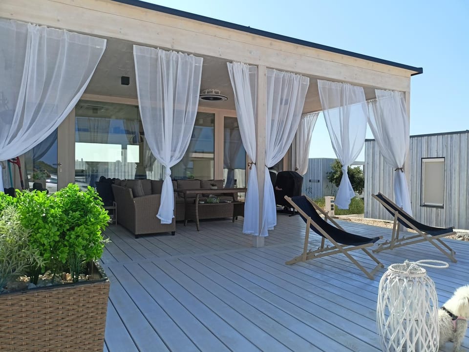 Balcony/Terrace, Balcony/Terrace, Seating area, sunbed