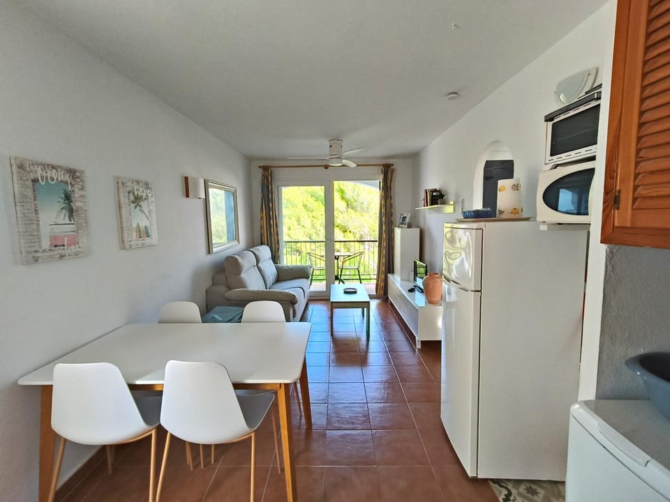 TV and multimedia, Dining area