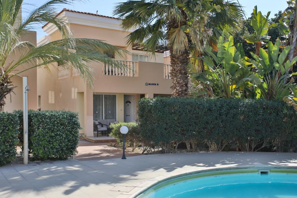 Balcony/Terrace, Pool view, Swimming pool