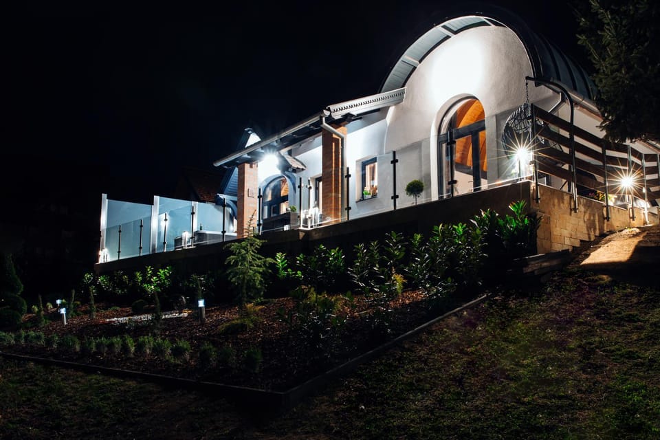 Bagoly Wellness Apartman 2 Apartment in Hungary