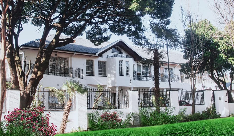 CHIC Guest House & Solar system accommodations Bed and Breakfast in Gauteng