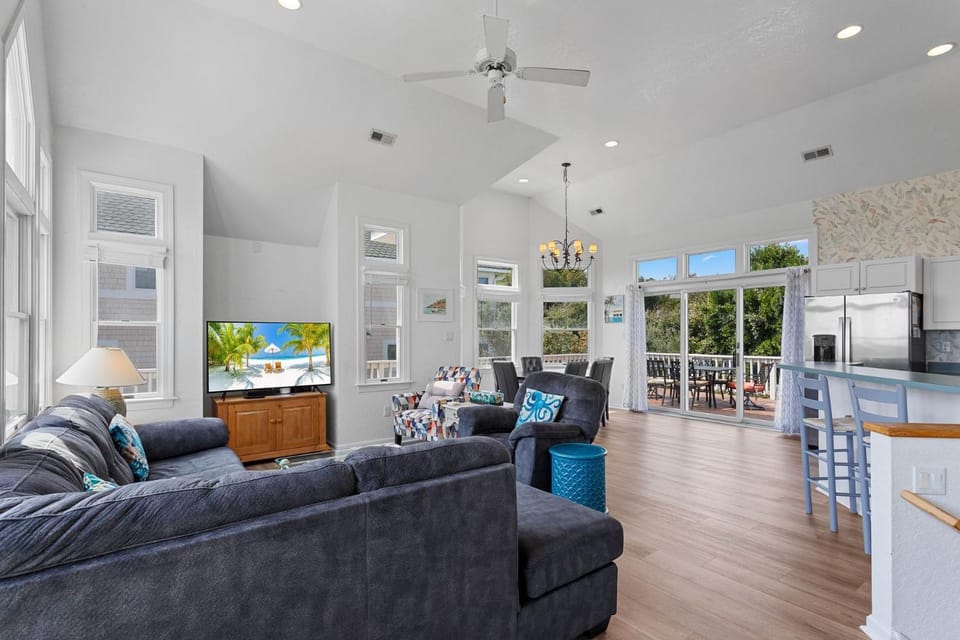 1472 - Drifting Sands House in Corolla