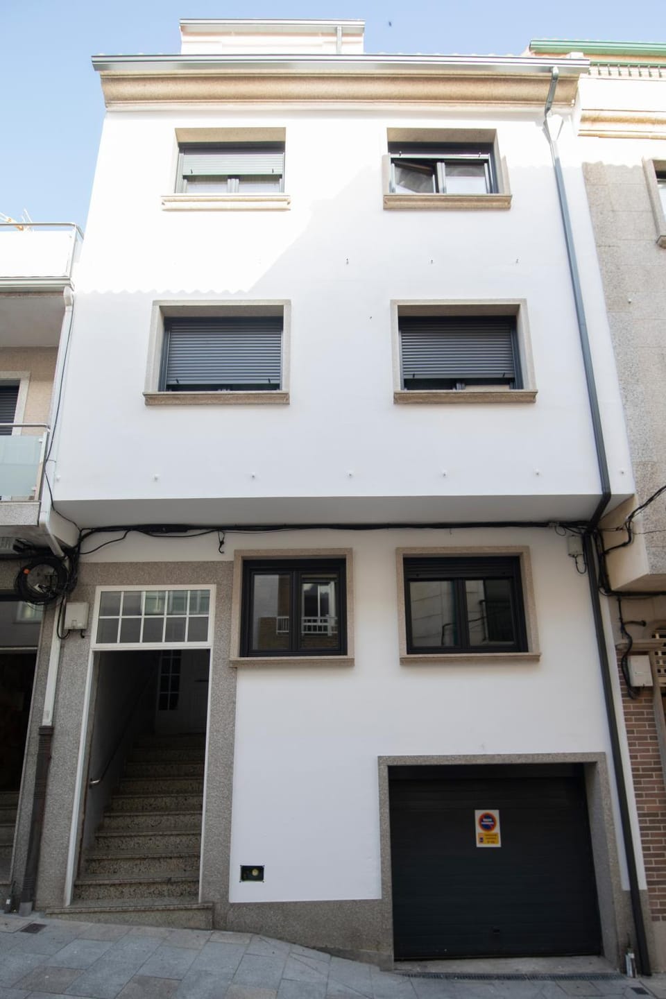 Property building, Facade/entrance