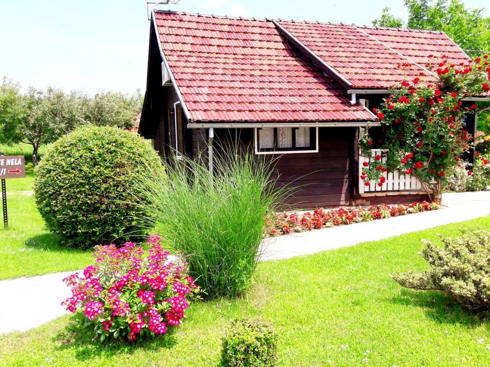 House Nela near Plitvice Lakes Bed and Breakfast in Plitvice Lakes Park