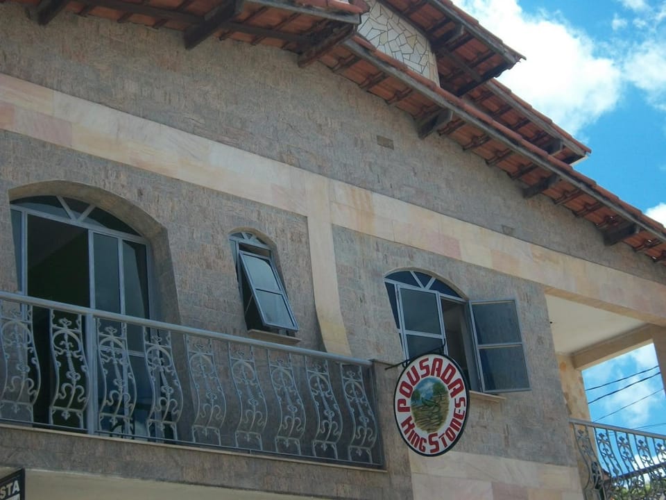Pousada King Stones - São Thomé das Letras - ÁREA CENTRAL Bed and Breakfast in State of São Paulo