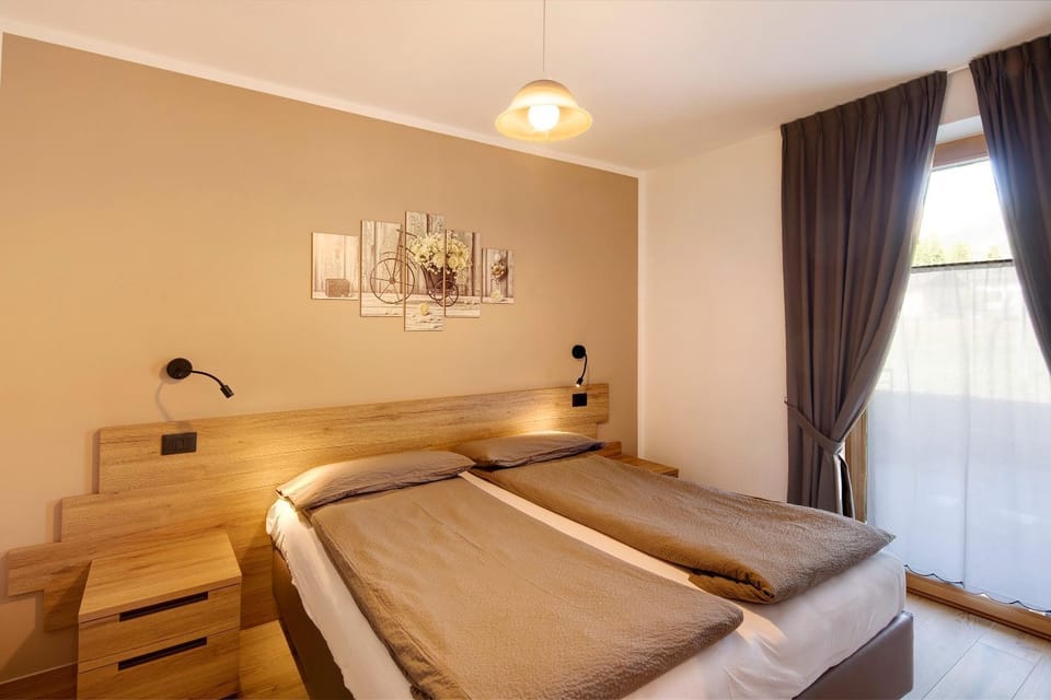 Property building, Living room, Bedroom