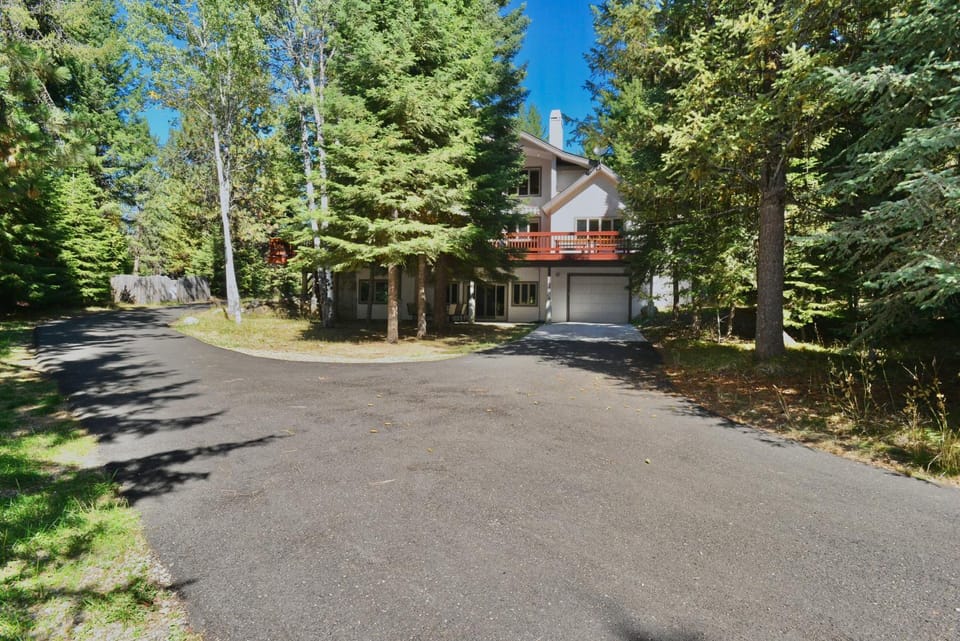 Spring Mountain Manor by Casago McCall - Donerightmanagement House in McCall