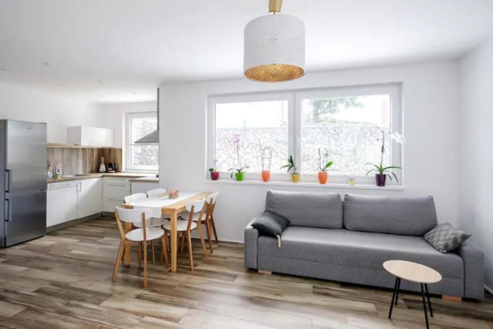 Kitchen or kitchenette, Living room, Dining area