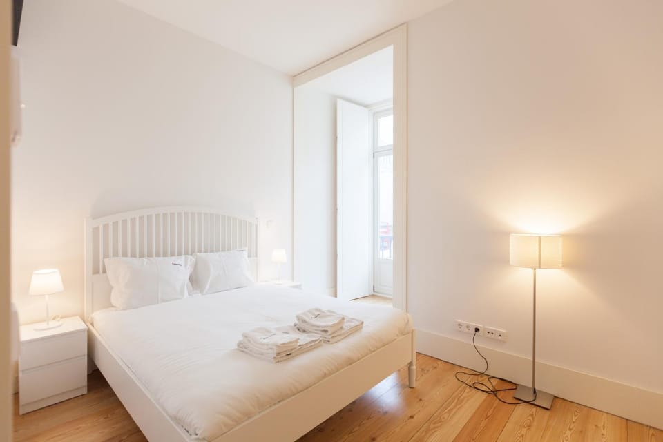 FLH Augusta's Arch Bright Flat Apartment in Lisbon