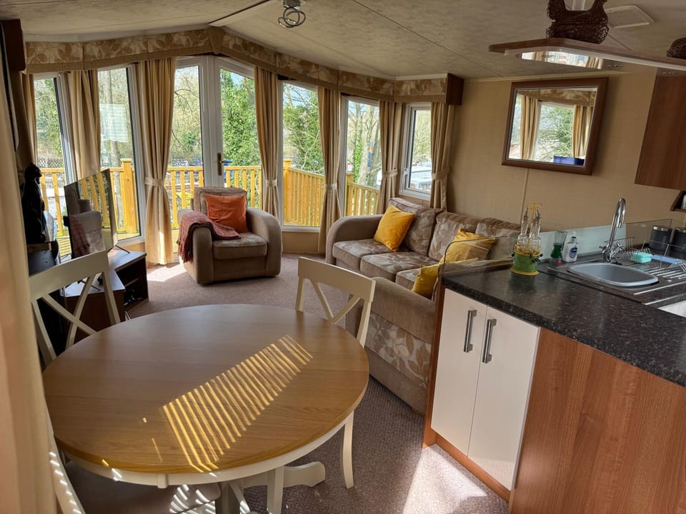 Whitwell and Reepham Station - Tom Campground/ 
RV Resort in Reepham